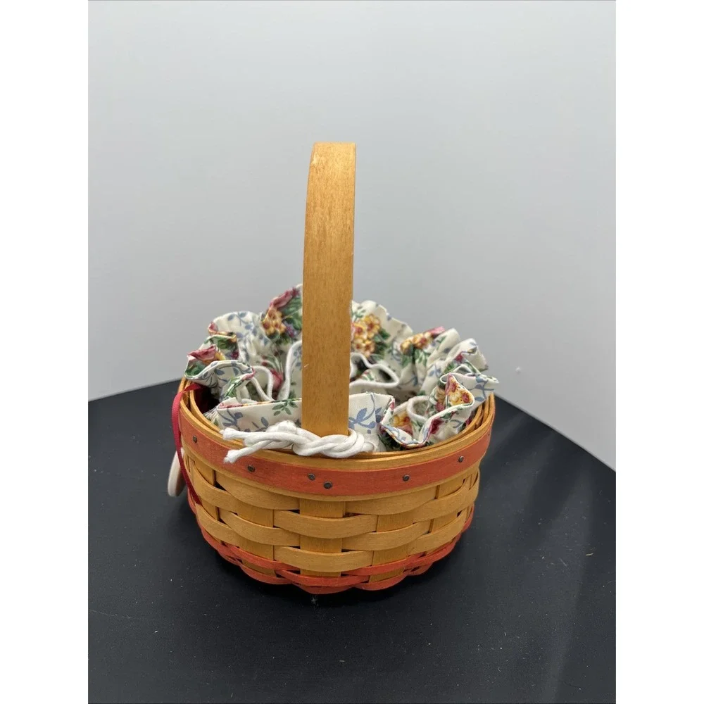 Longaberger 1998 Mothers Day Basket w/Ring & Things Liner &Tie‎ On
